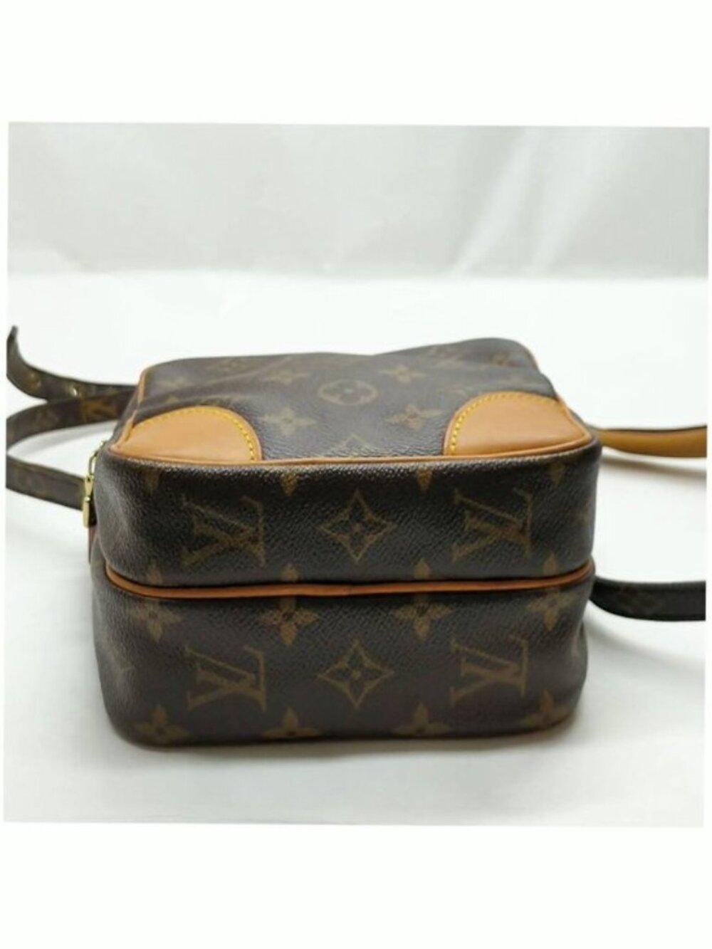 Authentic Louis Vuitton Amazone PM Monogram Crossbody Bag Vintage - Picture 8 of 16